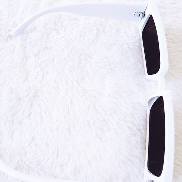 Abigail White Rectangular Sunglasses - Picture 4 of 11